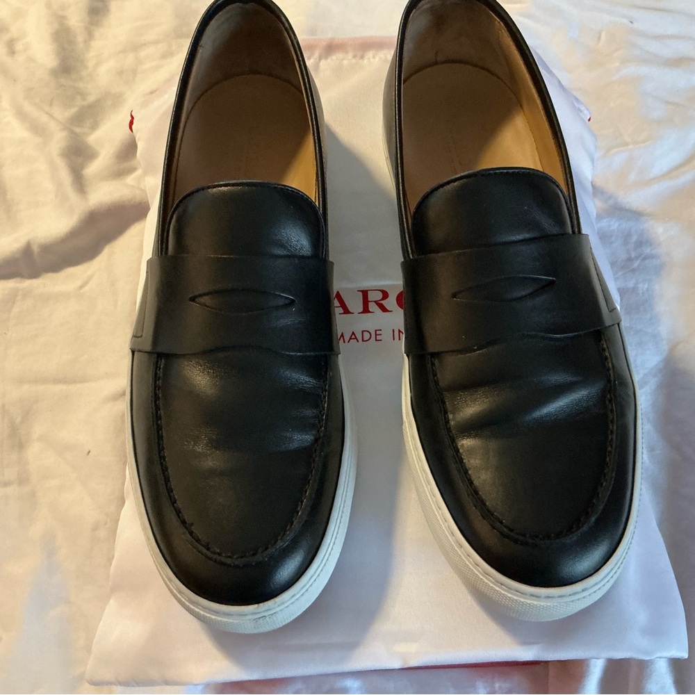 Elegant Black Leather Men's Slip-On Loafers
